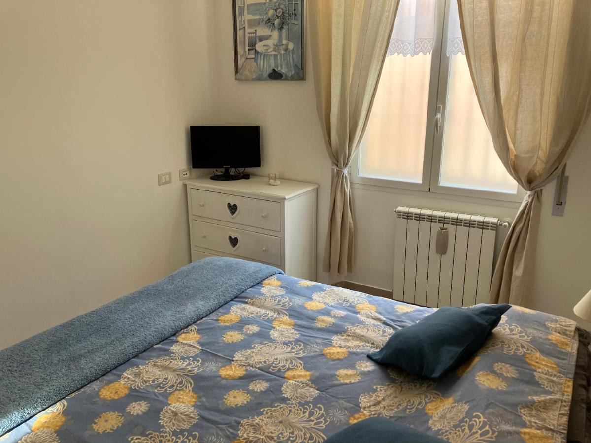 Appartamento Aria Di Mare Sanremo Esterno foto